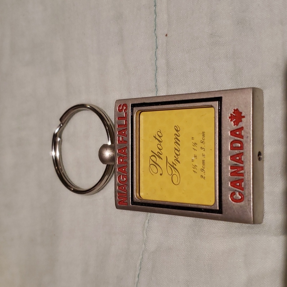 Niagara Falls Keychain